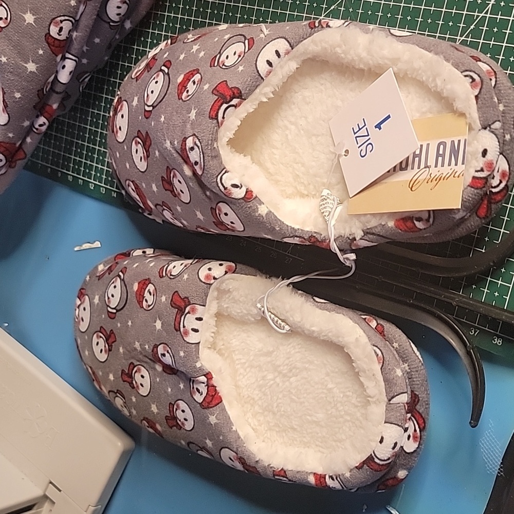Kids Highland Christmas Slippers